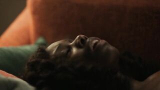 Birgundi Baker, L'lerrét Jazelle, Yolonda Ross sexy - The Chi s05e05-07 (2022) hot sex scenes