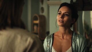 Antonia Desplat, Elektra Jansson-Kilbey sexy - Shantaram (2022) s01e01-03 hot scenes