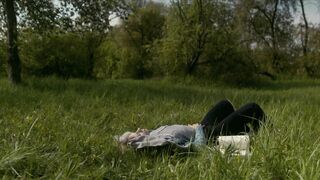 Aleksandra Rykowska - Kołysanka (2023) topless