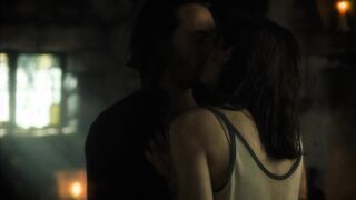 Alexandra Daddario hot - Anne Rice's Mayfair Witches s01e08 (2023) celebbriy sex scene