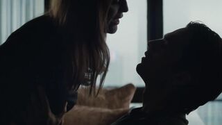 Julianne Moore sexy - Sharper (2023) hot sex