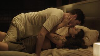 Sofia Black-D'Elia hot - Single Drunk Female s02e09 (2023) funny cunnilingus scene