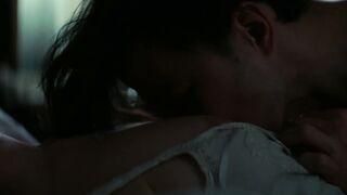 Sonia Mietielica nude - Polowanie na ćmy s01e05-06 (2022-2023) short sexy videos with topless Sonia