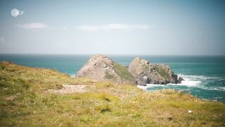 Lea Louisa Wolfram, Thekla Hartmann hot - Rosamunde Pilcher e168 (2023) underwear & bikini episodes