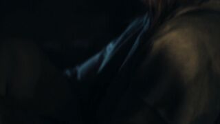 Roma Gąsiorowska - Rój (2023) sex scene & topless actress