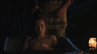 Roma Gąsiorowska - Rój (2023) sex scene & topless actress