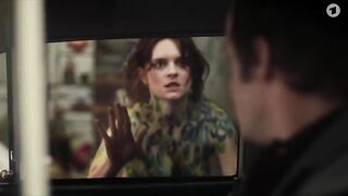 Hanna Plab nude, Vanessa Loibl, Maike Elena Schmidt, Katja Riemann topless - Unsere wunderbaren Jahre s02e03-06 (2023) hot nude & sex scene