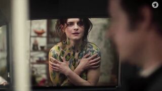 Hanna Plab nude, Vanessa Loibl, Maike Elena Schmidt, Katja Riemann topless - Unsere wunderbaren Jahre s02e03-06 (2023) hot nude & sex scene