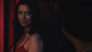 Karine St-Michel, Laurence Boileau topless - Le purgatoire des intimes (2023) nude & sex scenes