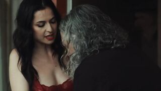 Karine St-Michel, Laurence Boileau topless - Le purgatoire des intimes (2023) nude & sex scenes