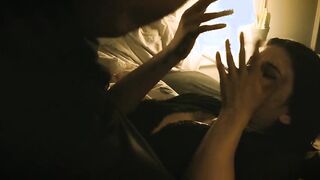 Karolina Jaźwińska sexy - Między nami łóżko (2021) hot drama scene