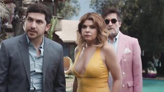Alexis de Anda, Itatí Cantoral, Loretto Bernal - Mi suegra me odia (2022) hot nudity scenes