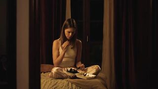 Emma Giegzno nude - Hańba (2022) hot sex scenes