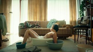 Ioana Iacob nackte - Wir könnten genauso gut tot sein (2022) nudity video