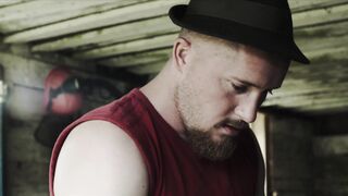 Siff Andersson hot - Tap Slissemand (2022) lusty handjob scene