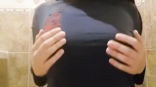 Dame showcase her flawless titties