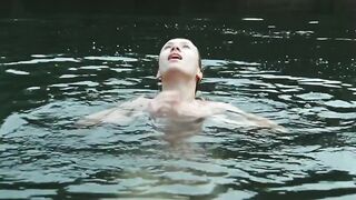 Alina Levshin, Carmen Birk nude - Im Angesicht des Verbrechens s01e01 (2010) nudity & sex episodes