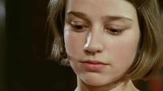 Anja Kruse, Lena Stolze - Die weiße Rose (1982) classic erotic scene