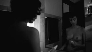 Gabriela Poester topless - Bruxa de Fábrica (2015) lusty nudity episode