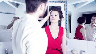 Louise Naudin - Les Yeux de Léna (2013) nude scenes