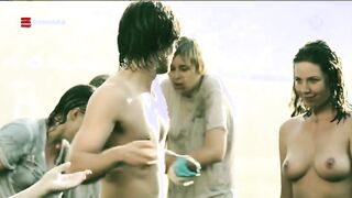 Madelief Blanken nude - Feuten (2010) topless show