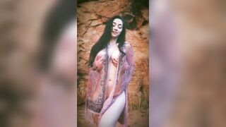 Naked Model in Tiktok NipSlip