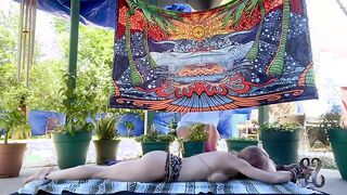 Indian Naked Yoga motif from an MILF Blondie. Masturbation and squirting are a bonus to the sport