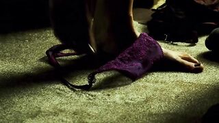 Monica Bellucci nude, Ramona Pringle nude - Shoot 'Em Up (2007)