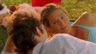 Lisa Marie Fix, Sophie Schütt nackte - Stadtgeflüster - Sex nach Fünf (2011) short nude scene