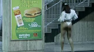 Debora Cali naked - Ultimo metrò (1999) Explicit Nude Scene (Tinto Brass Erotic Movie)