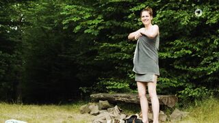 Bettina Burchard nackte - Landfrauen - Wir können auch anders! (2023) hot underwater scene