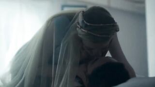 Marie Kauffmann, Sigrid Bouaziz nudes - Les rivieres pourpres s04e07-08 (2022) Voyeur scenes