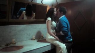 Sofía Sisniega, Yuriria del Valle sexy - Donde los pájaros van a morir (2022) hot erotic episodes