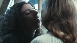 Anneke Sluiters nude, Khadija El Kharraz Alami hot - Splendid Isolation (2022) Lesbian Drama