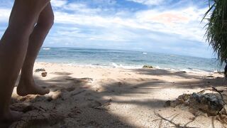 I'm bare on a sandy beach in the Indian Ocean