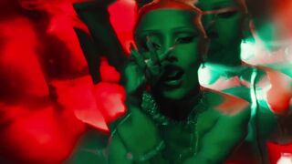 Doja Cat nude - Attention (2023) hot music clip