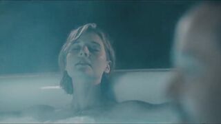 Svenja Jung topless - Der Pfau (2023) hot tub scene