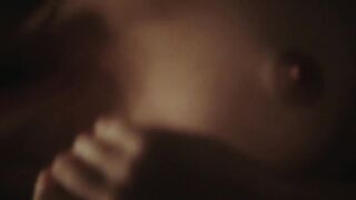 Zofia Wichlacz topless - Warszawianka s01e05 (2023) short sex scene