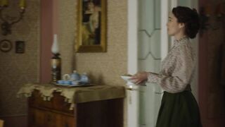 Júlia Mentes nude, etc - Ida regénye (2022) topless hot scene