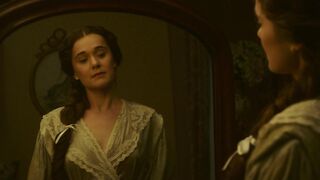 Júlia Mentes nude, etc - Ida regénye (2022) topless hot scene