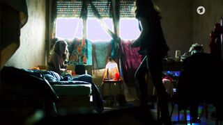 Anke Retzlaff, Picco von Groote hot - Über die Grenze s01e03-04 (2020)