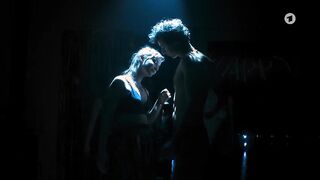Lea Freund - Der Usedom-Krimi s01e11 (2020) nude movie video
