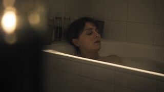 Nudity Bathtub Scene with Paola Cortellesi nude - Petra s01e03 (2020)