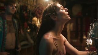 Élodie Grenier hot - Solstice d'un coeur brisé (2020) nude episode