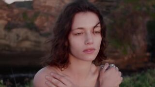 Eva Danino naked - Euplea (2019) nudity scene