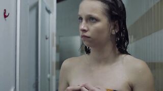 Molly Windsor, Stefanie Martini, etc - Make Up (2019) nude movie video