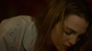 Adele Simphal - L'attente (2017) nude scenes