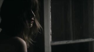 Martyna Ludwig nude - Krol (2017) short erotic episodes