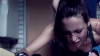 Anja Schiffel nude, Anneke Schwabe nackte - Das weiße Kaninchen (2016) sex movie scene