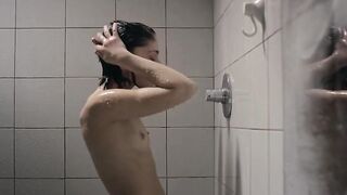 Daphne Scoccia topless, etc - Fiore (2016)